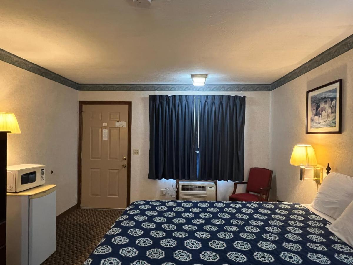 Americas Inn Bardstown Kültér fotó