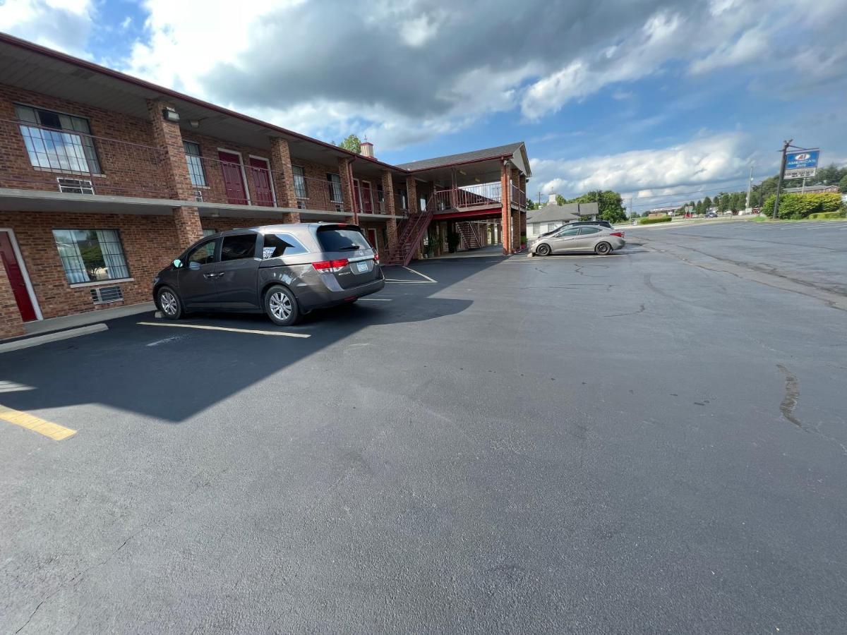 Americas Inn Bardstown Kültér fotó