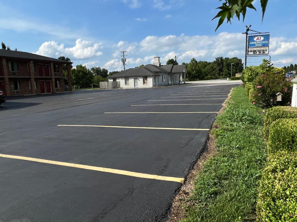 Americas Inn Bardstown Kültér fotó