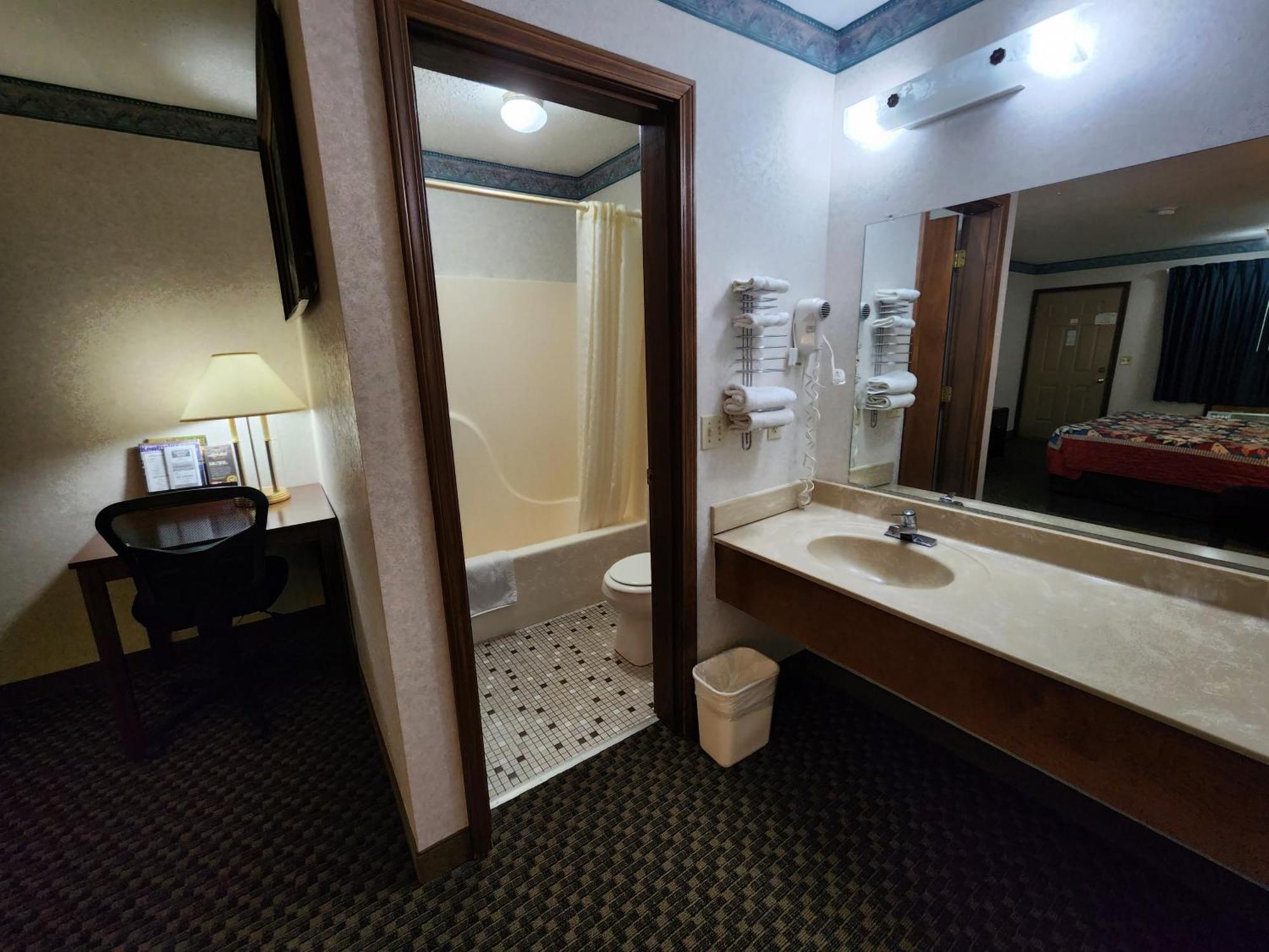 Americas Inn Bardstown Kültér fotó
