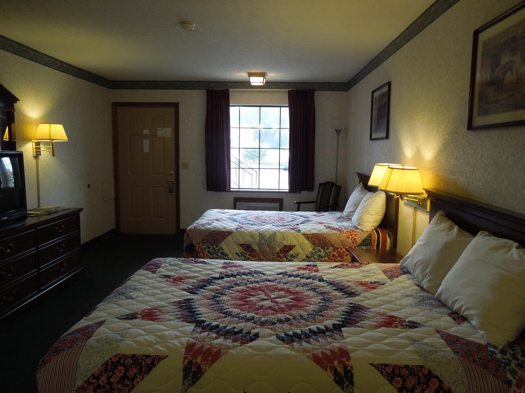 Americas Inn Bardstown Szoba fotó