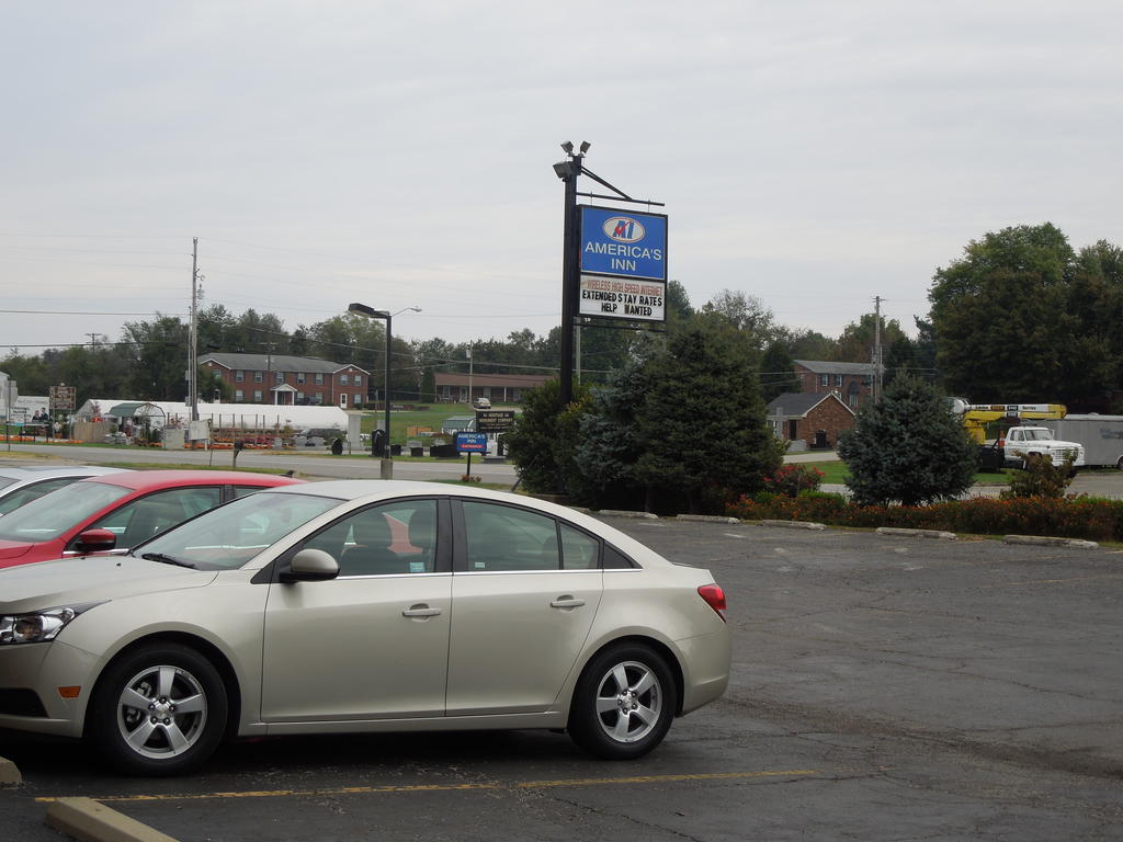 Americas Inn Bardstown Kültér fotó