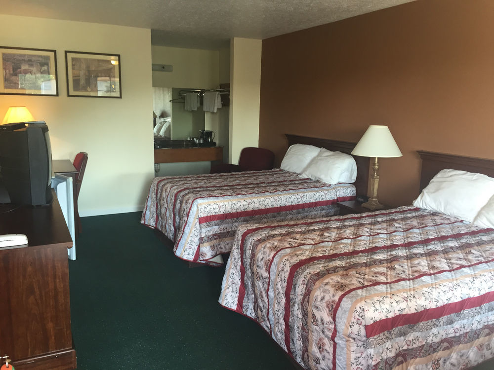 Americas Inn Bardstown Kültér fotó